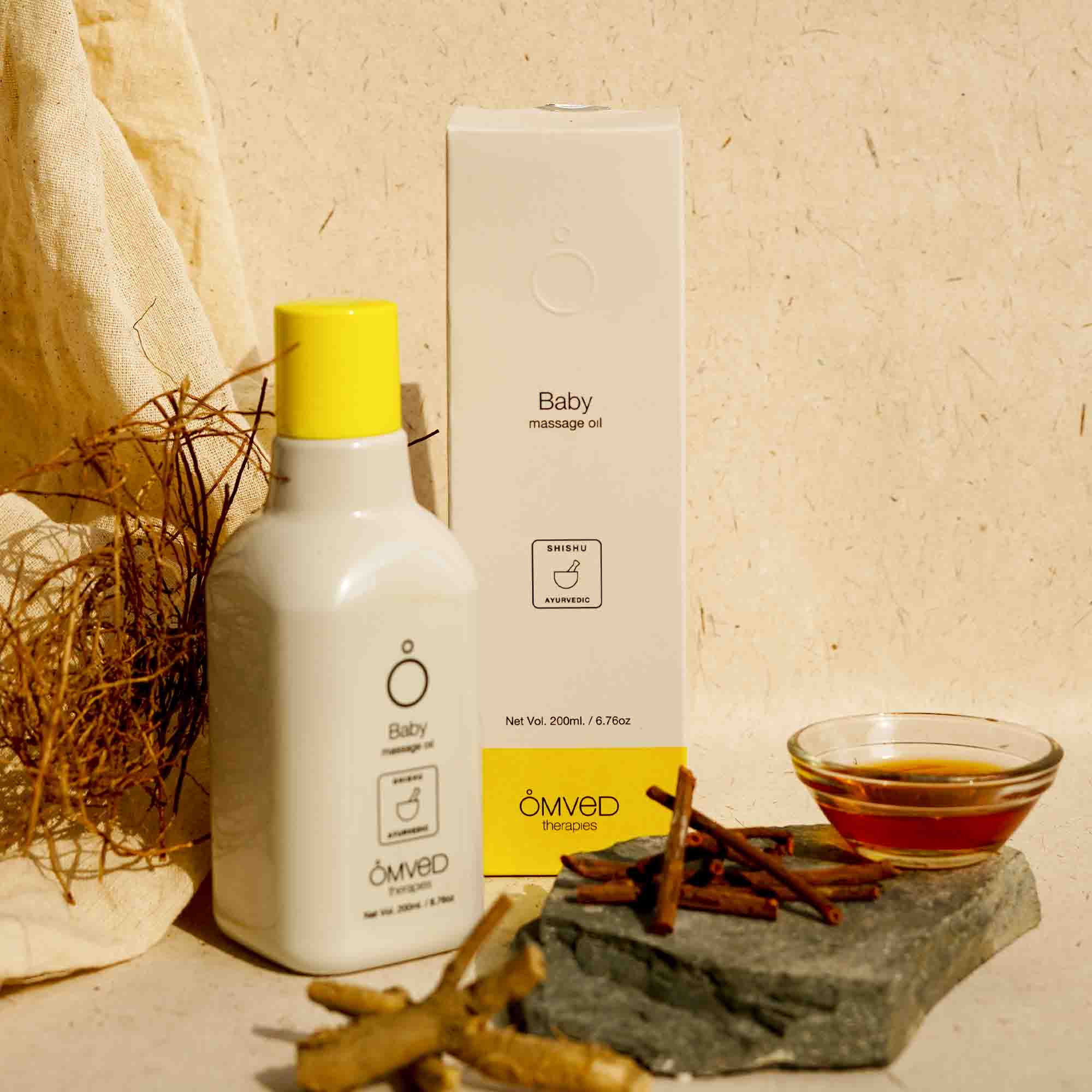 omvedextravirgincoconutoilbabyMassageOil2.jpg